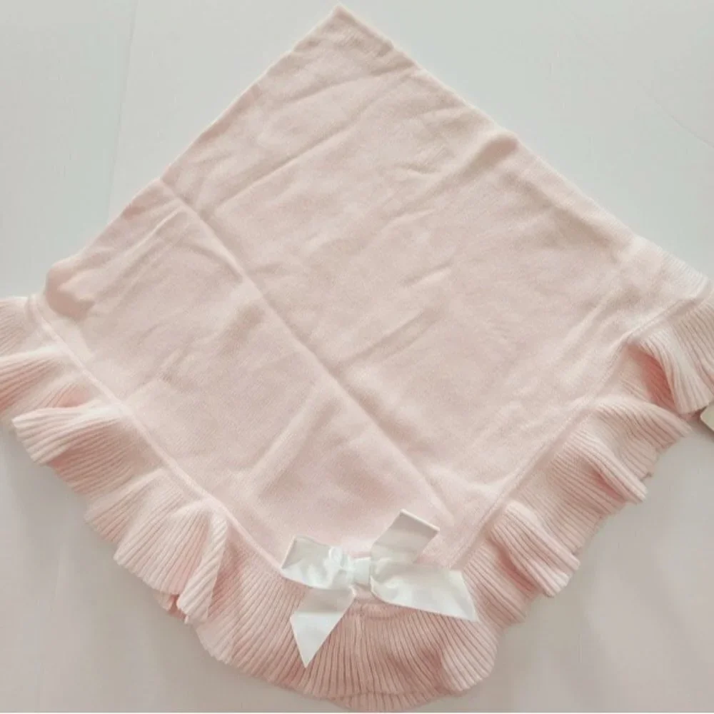 Gorgeous FAO Schwarz pink blanket New baby girl